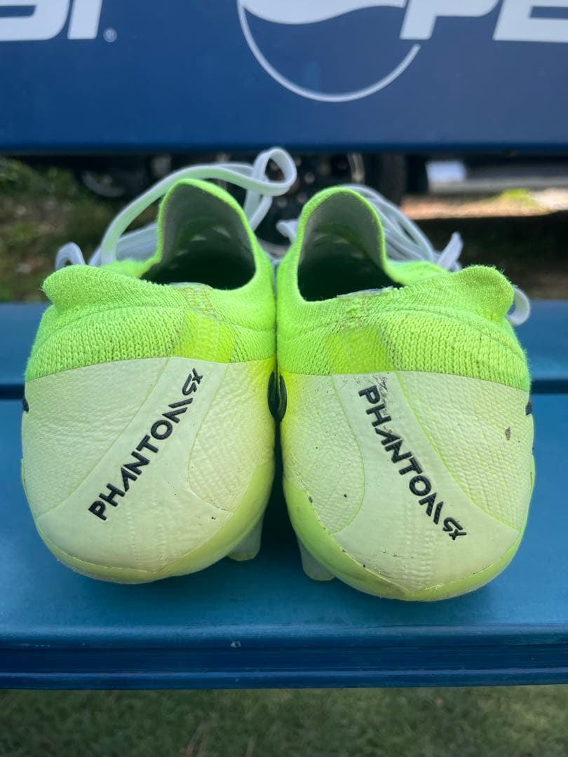 ナイキ ファントムGX2 エリートAG 25.5