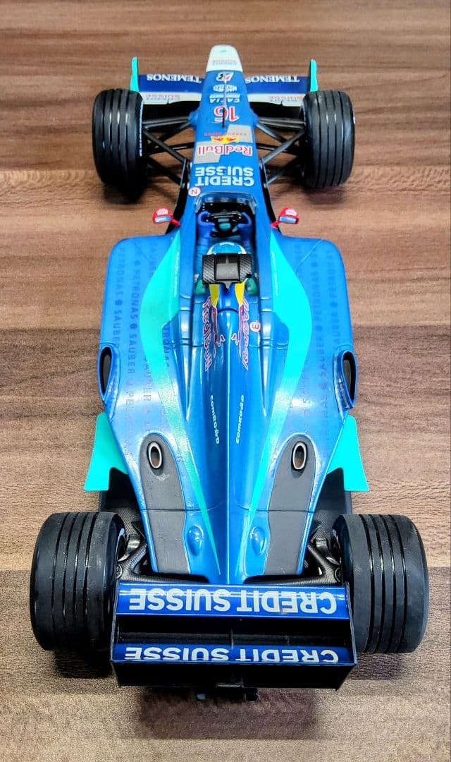 【美品！】1/18 ミニチャンプス ザウバー C20 キミ・ライコネン