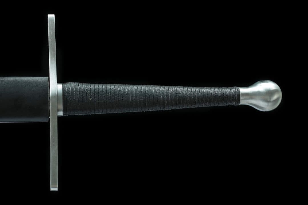 特別価格で一点出品いたします 手鍛造打西洋剣 古兵器 武具 贈り物 長剣