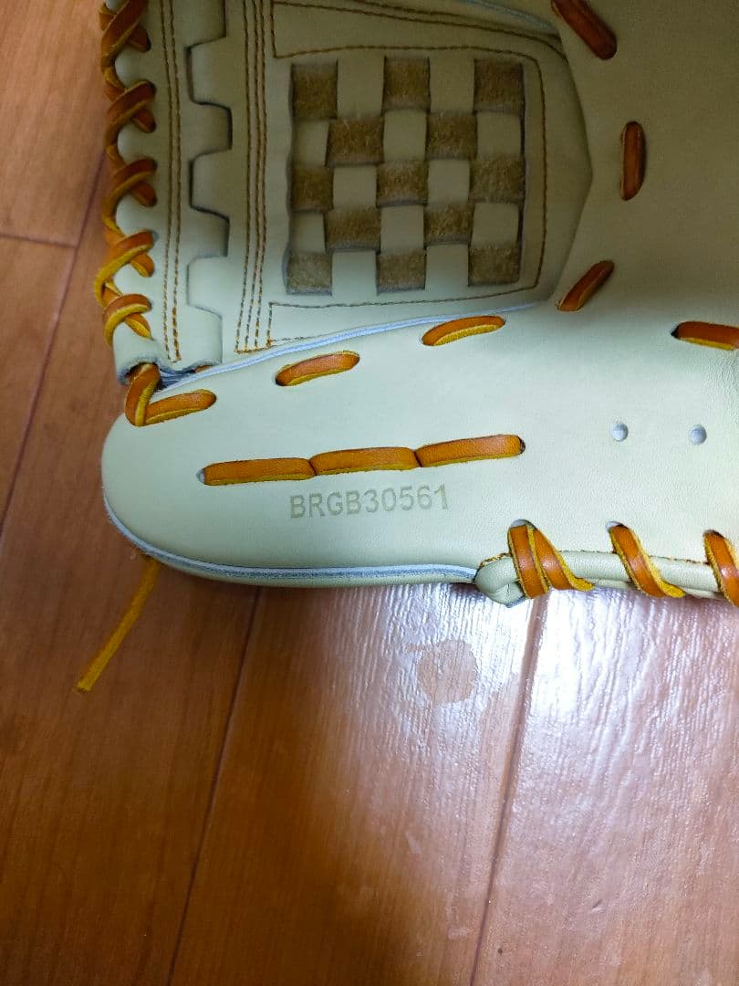 ZETTプロステイタス　軟式用グローブ（源田モデル）