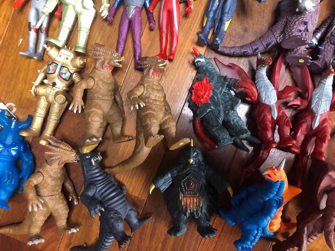 ウルトラマン ウルトラ怪獣 ソフビ ウルトラ怪獣500 ライブサイン付 限定