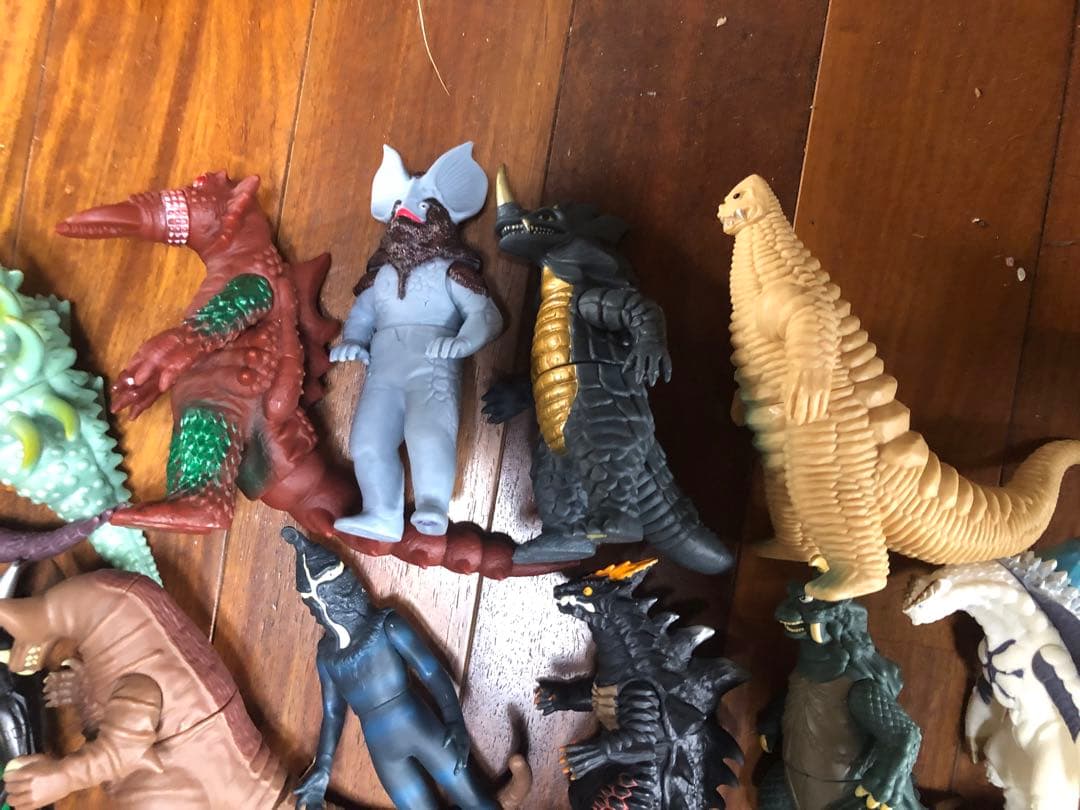 ウルトラマン ウルトラ怪獣 ソフビ ウルトラ怪獣500 ライブサイン付 限定