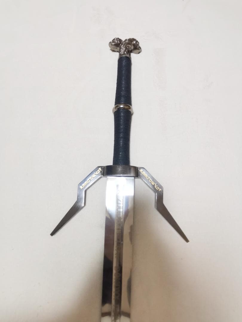 ウィッチャー3 ワイルドハント 狼流派の銀の剣 金属製 模造刀 西洋剣 美術品