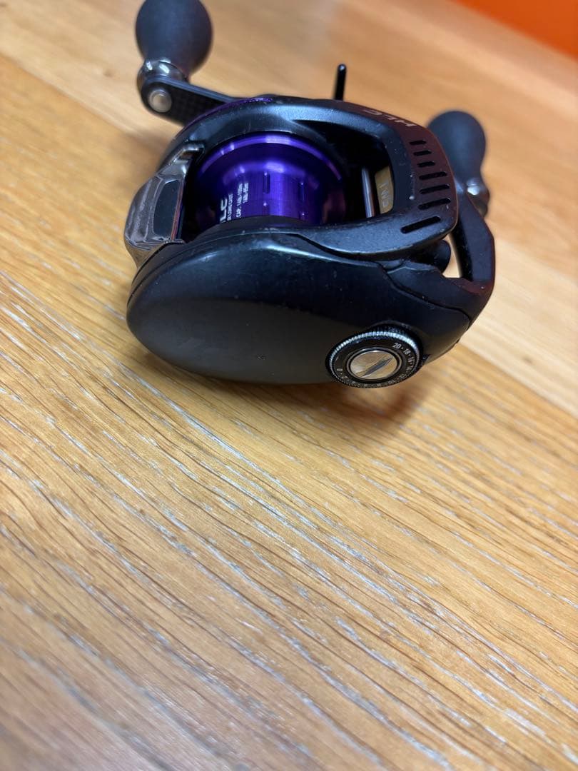 Daiwa ZILLION TW HLC 1514SHL ベイトリール