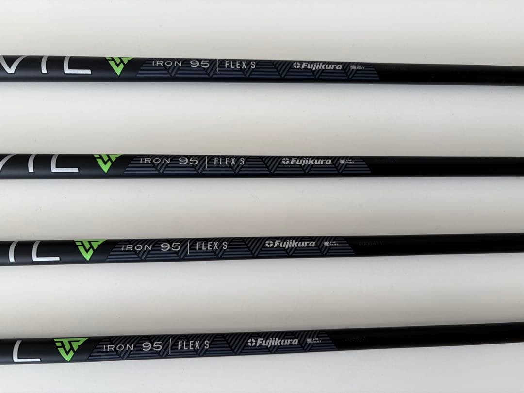 【新品未使用】ブリジストン 258CBP 7〜PW 4本 Travil 95S