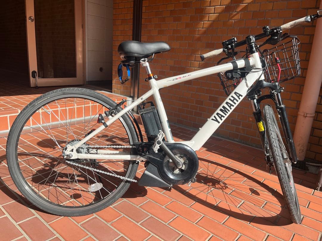 ヤマハ　ブレース　PAS クリスタルホワイト