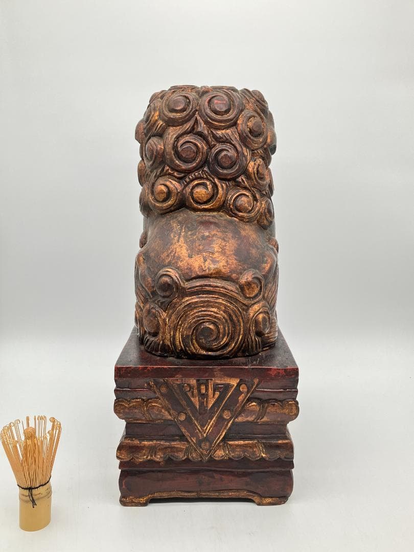 時代木製獅子　狛犬　一対　高さ：約４４ｃｍ　木彫り