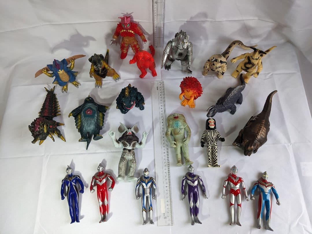 ウルトラマンシリーズフィギュア２２体