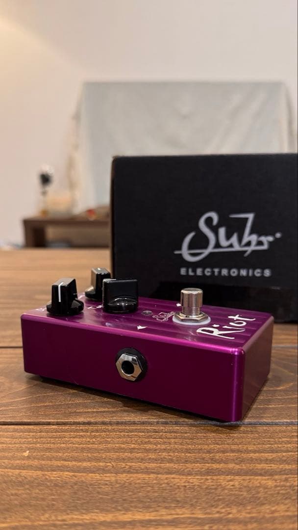 Suhr Riot ギターエフェクター