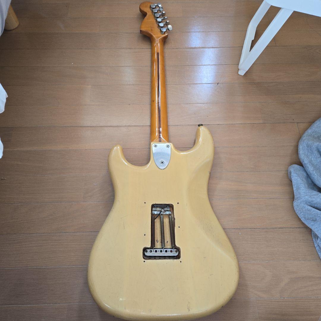 キャメル　エレキギター ストラトキャスター　ジャンク