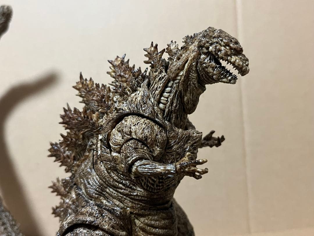 s.h.monsterarts シン・ゴジラ　ゴジラストア限定カラー