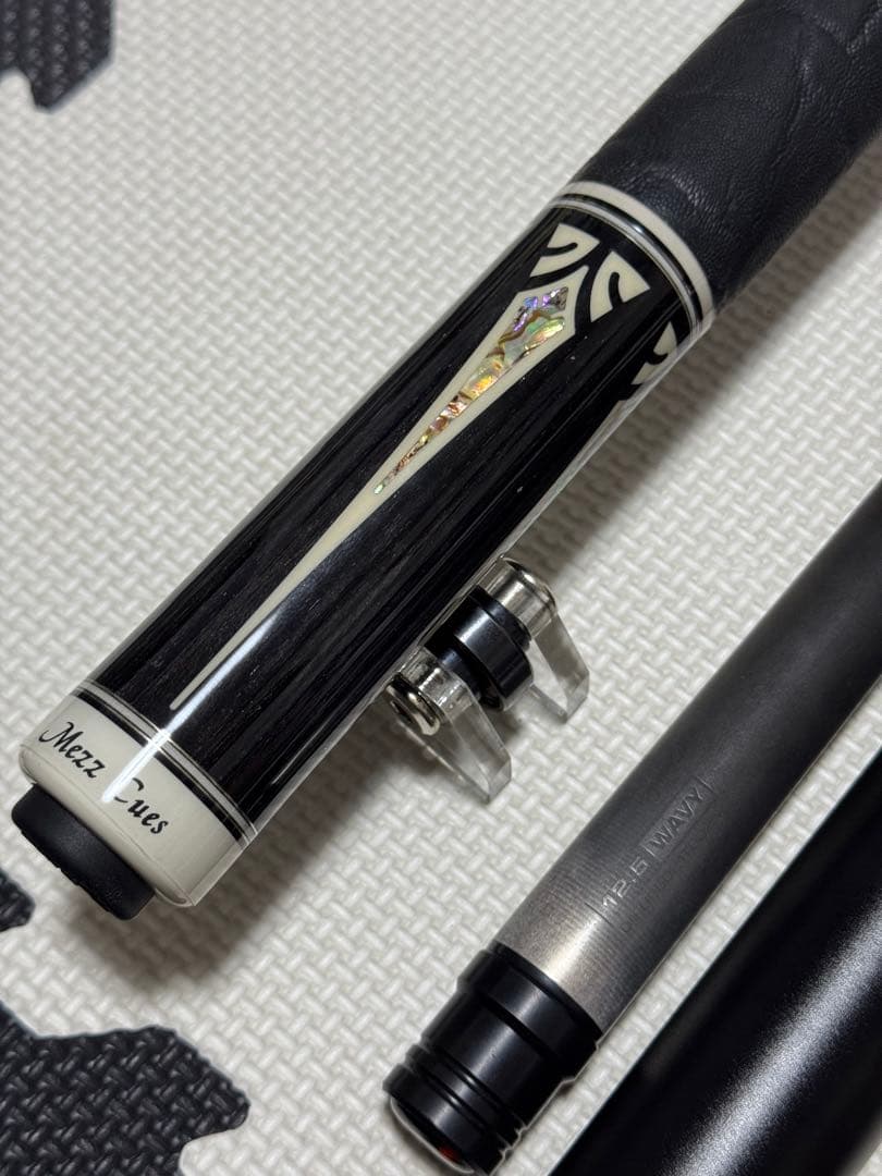 ビリヤードキューMezz Axi