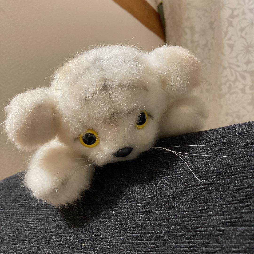 レトロ　希少　ぬいぐるみ　ネコ　とら　動物のあかちゃん　ペット　可愛い　リアル