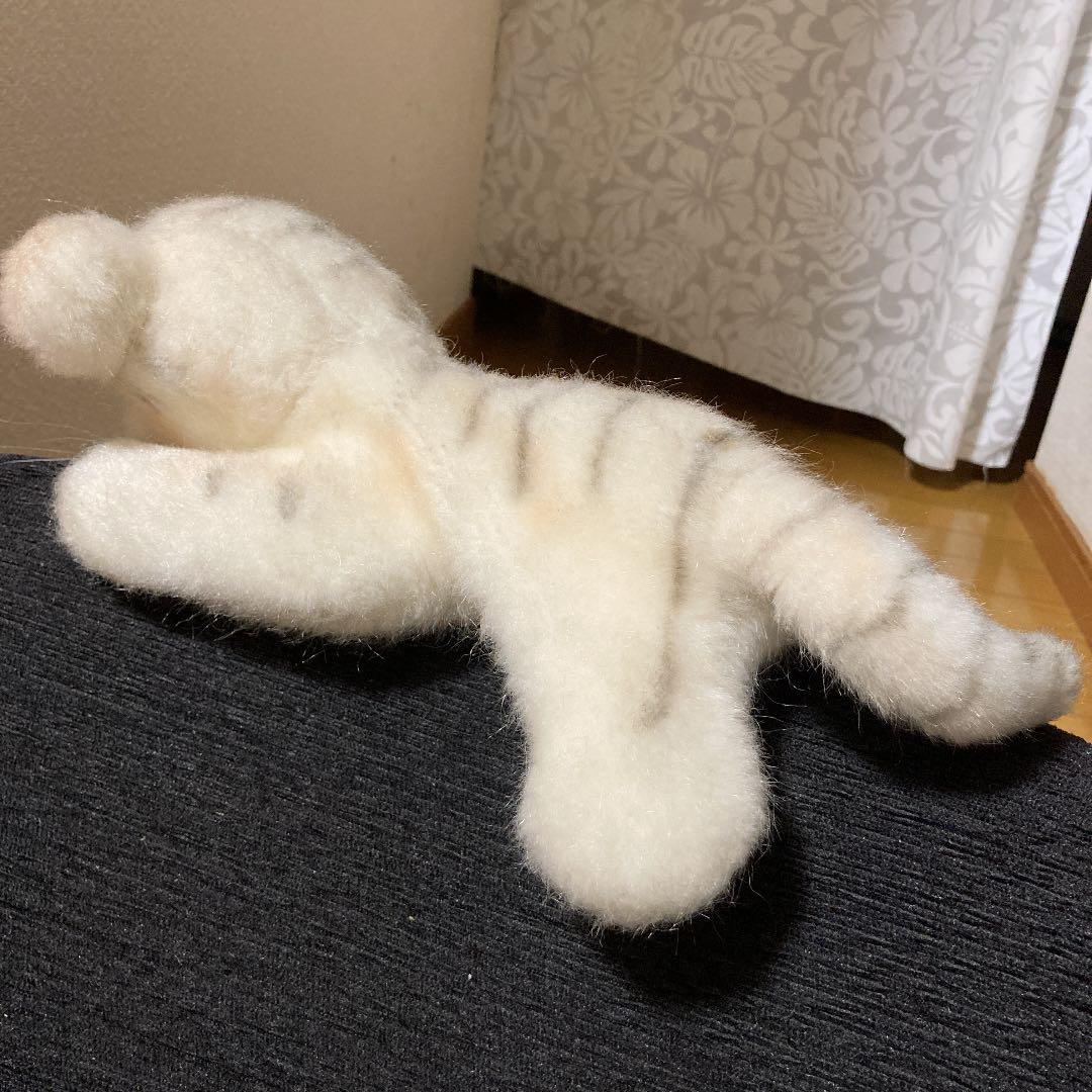 レトロ　希少　ぬいぐるみ　ネコ　とら　動物のあかちゃん　ペット　可愛い　リアル