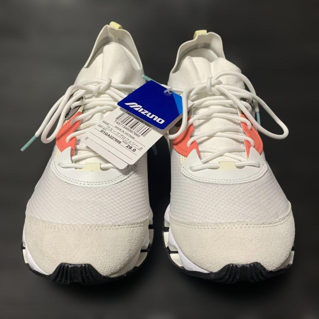 【新品】ミズノ　井上尚弥モデル　wave prophecy β 28センチ