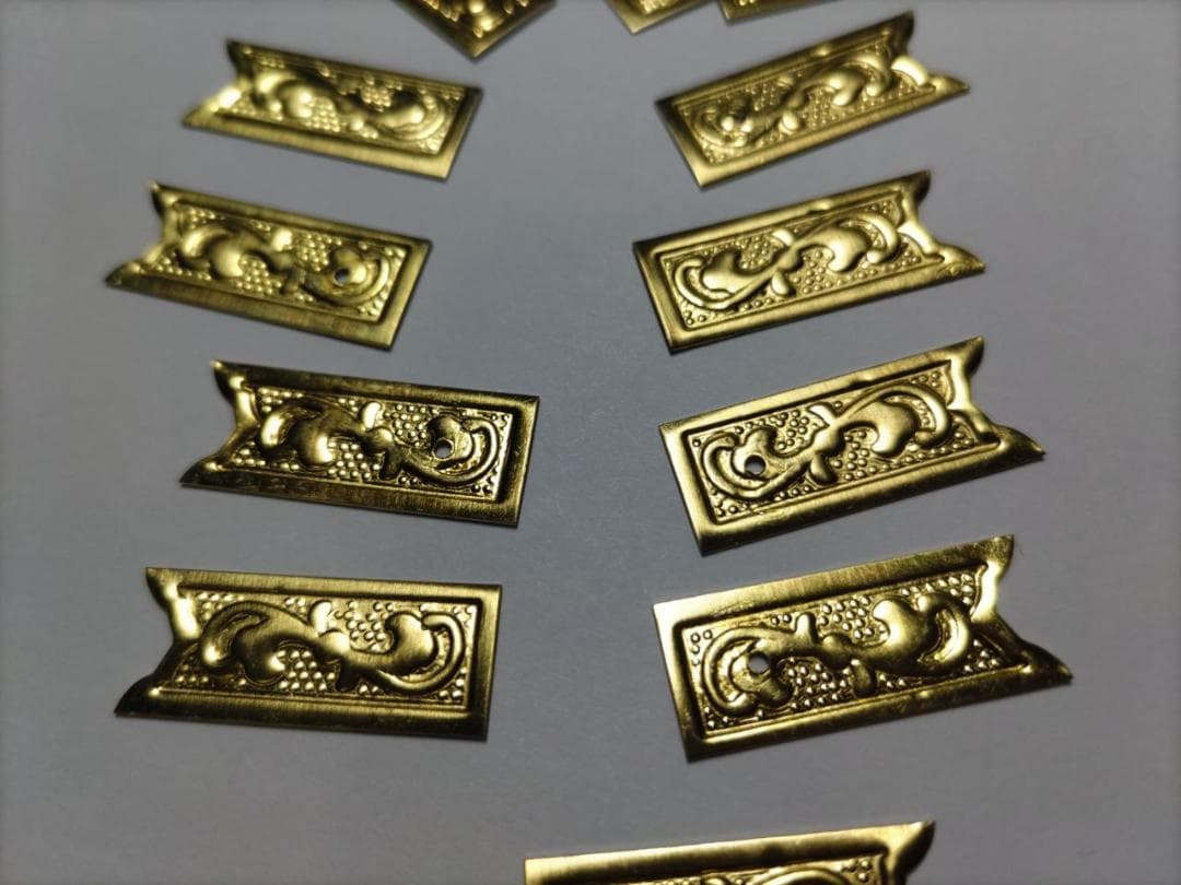 ★☆26ｍｍｘ 100枚【唐草真鍮金具】 神輿、山車、祭り、飾り真鍮金具