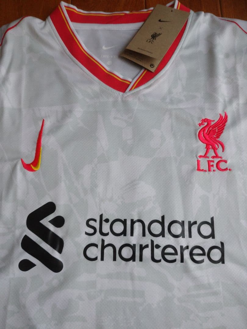 リバプール サラー選手 スポンサーロゴ入りユニフォーム Mサイズ 新品
