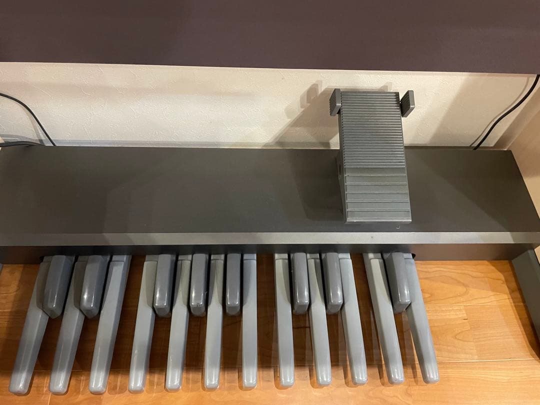 引き取り限定、補助ペダル付き特価！　STAGEA ELB-02