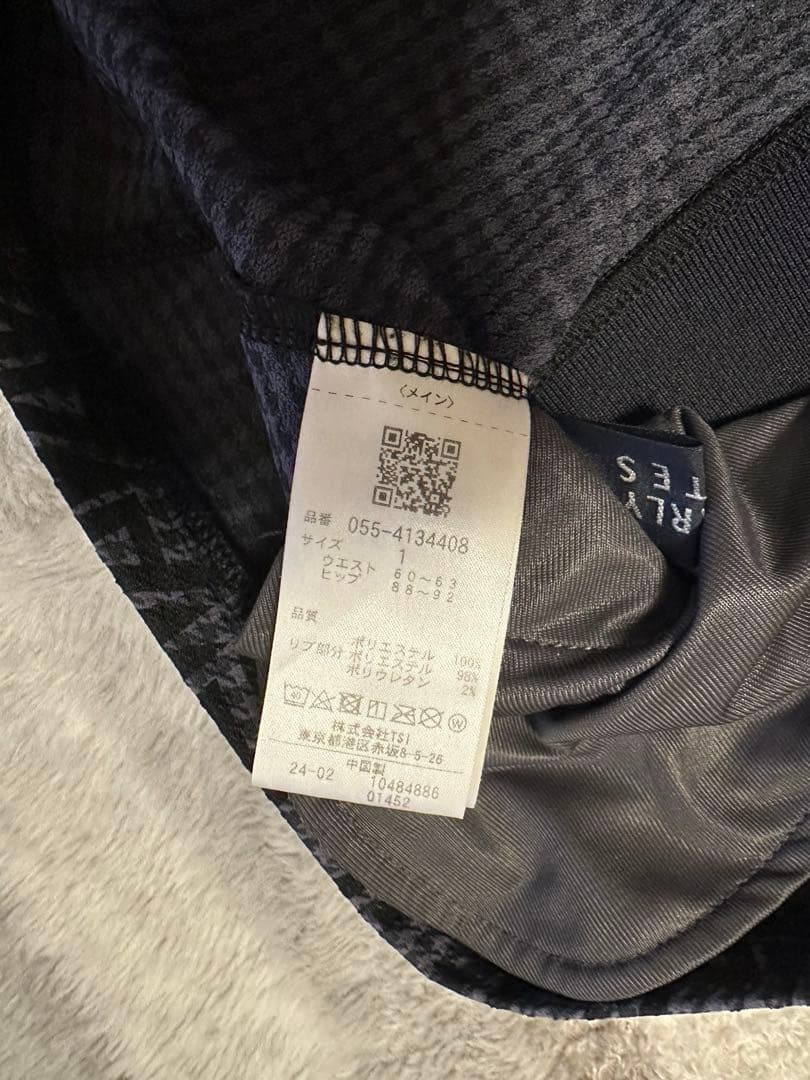 【超美品】PEARLY GATES 幾何学模様 ゴルフ スカート 1号 Mサイズ