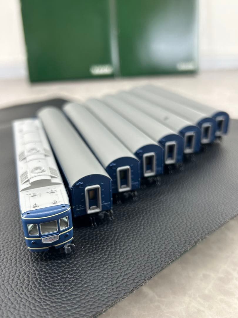 KATO 20系 寝台特急「さくら」長崎編成 8両.佐世保編成8両