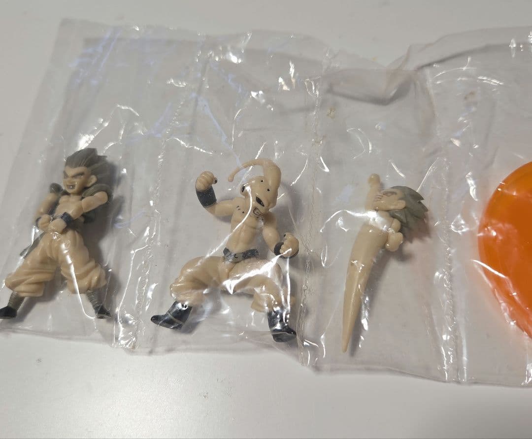 ドラゴンボールZ　魔人ブウ編フィギュア９体