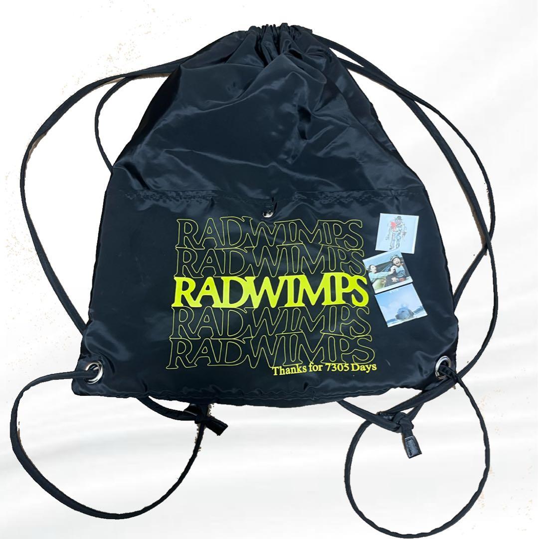 RADWIMPS 20th TOURグッズ　あにゅー ナップサック 缶バッチ付き