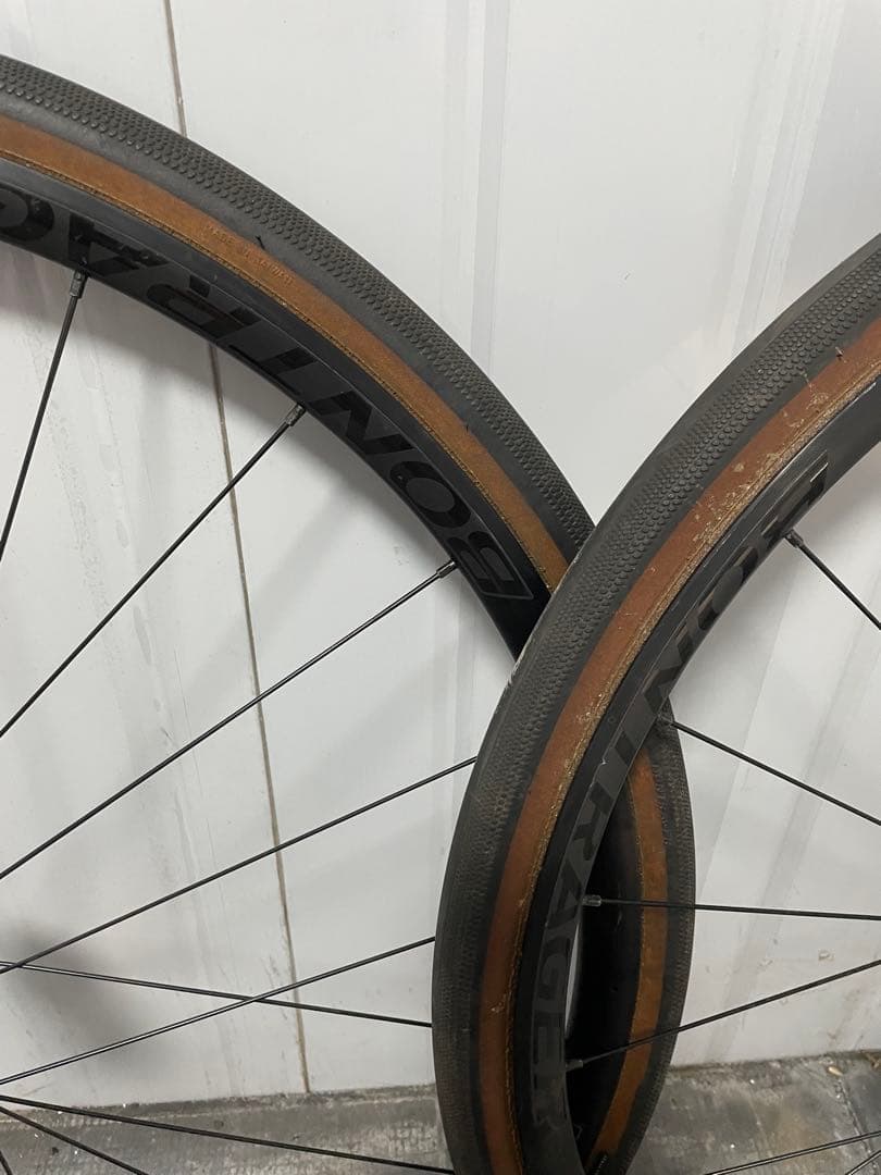 Bontrager Paradigm Comp 25 完組ホイール