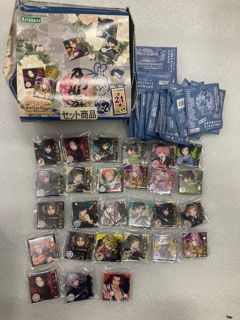 B0302）刀剣乱舞 クスエア缶バッジ 27個セット