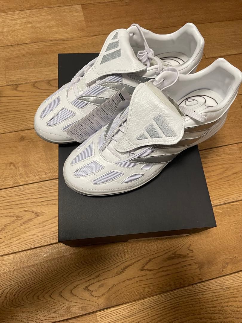 （MARU）【新品未使用】adidas プレデタープレシジョン