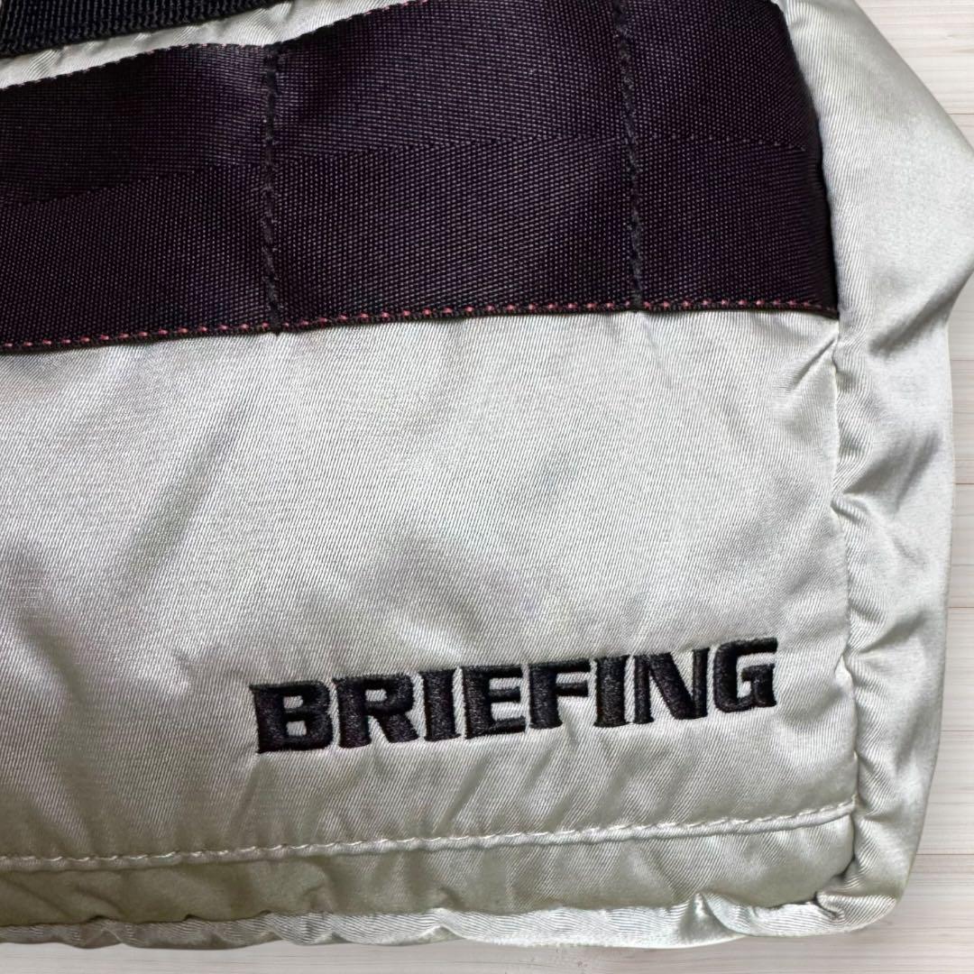 人気〈BRIEFING〉カートバッグ ブリーフィング ラウンドバッグ シルバー系