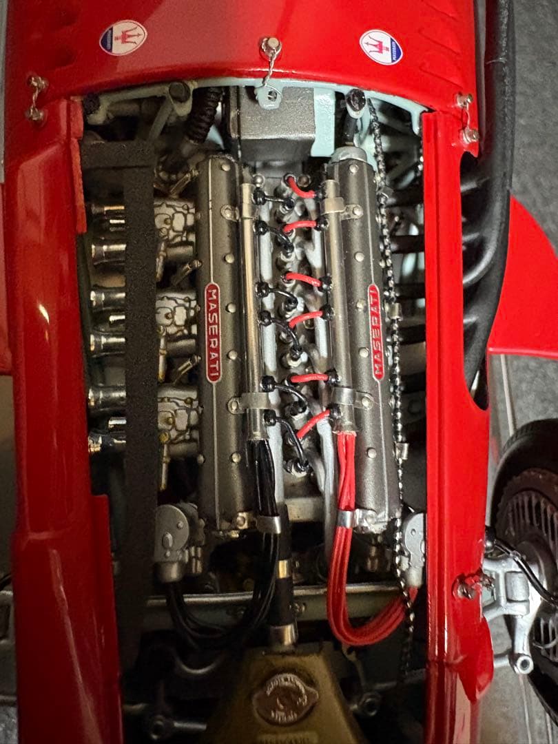 CMC 1/18 Maserati 250F (1957) 限定版