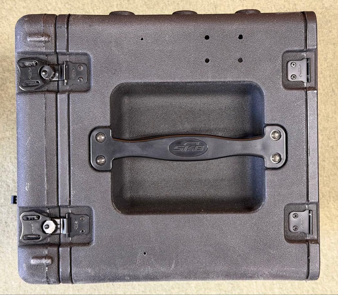 SKB 6U シャローラックケース