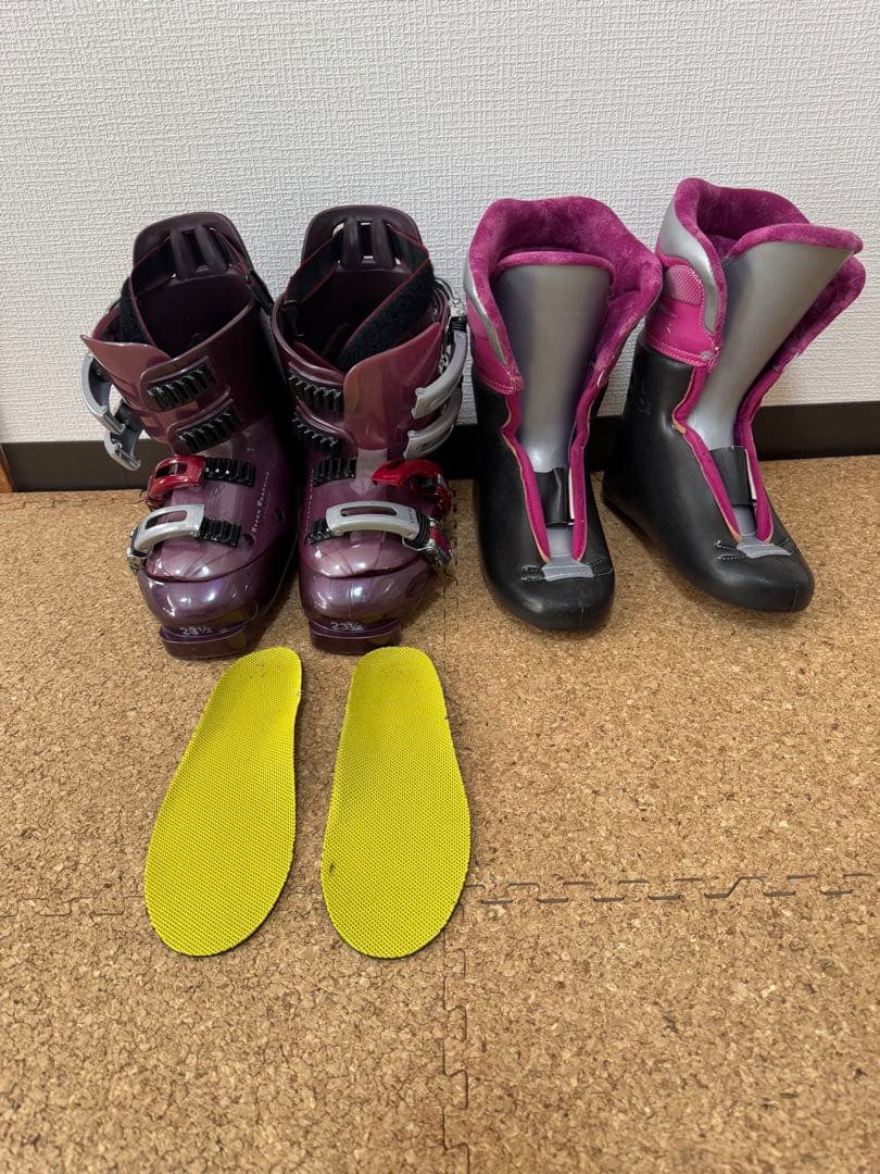 【美品】LOCO 女性用スキーブーツ 23.5cm |高性能×おしゃれ |希少品