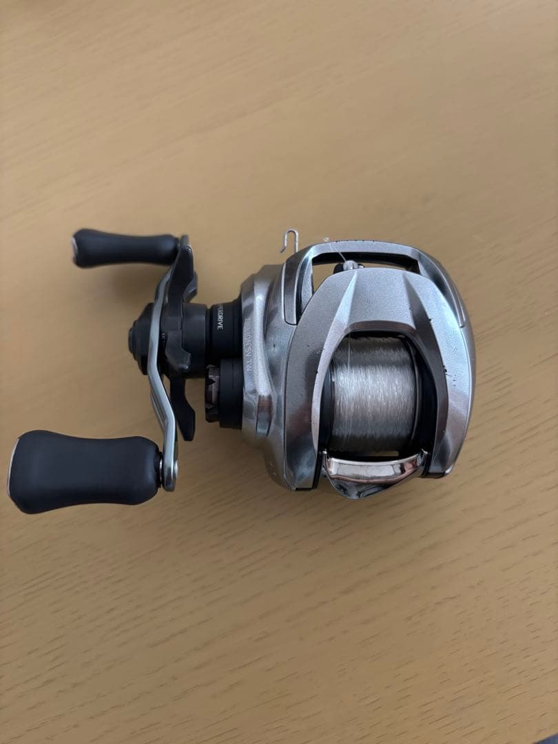 DAIWA 21ジリオンSVTW 1000HL
