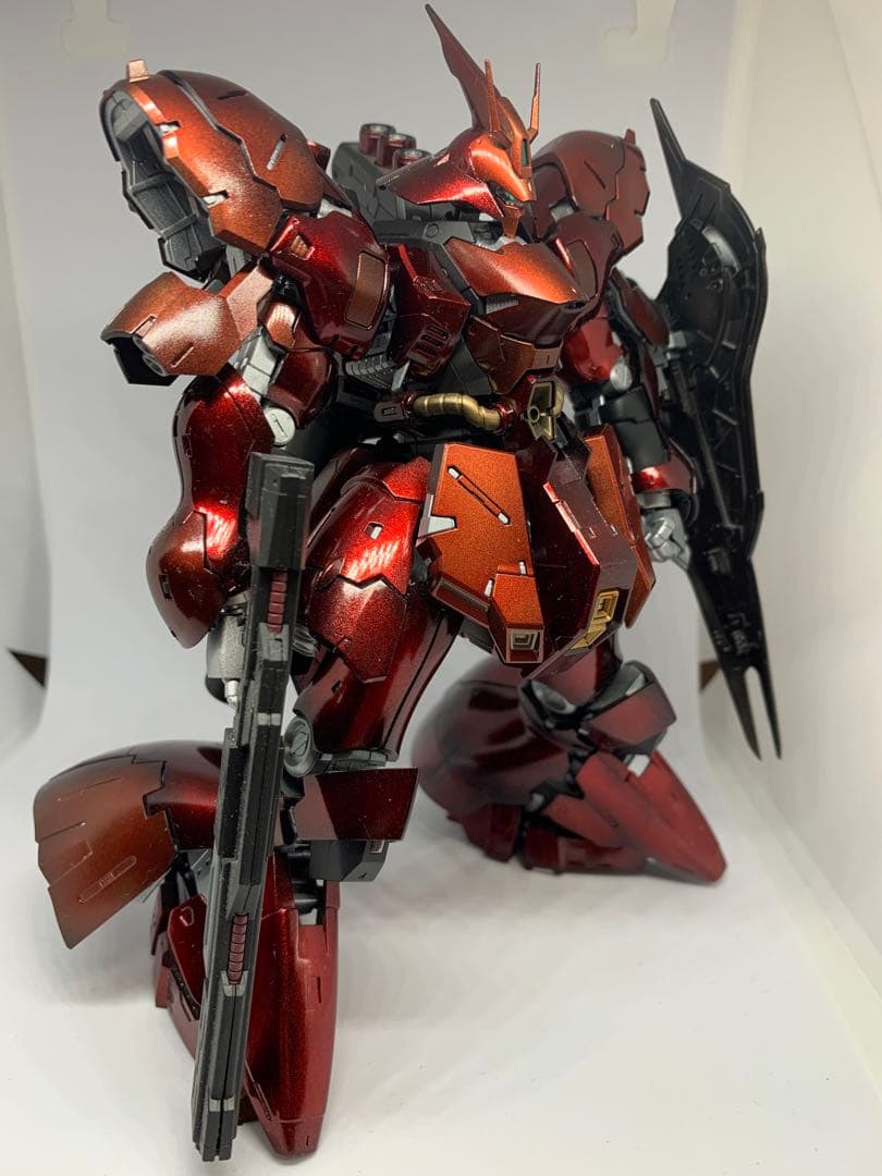 バンダイ RG 1/144 サザビー　完成塗装済み