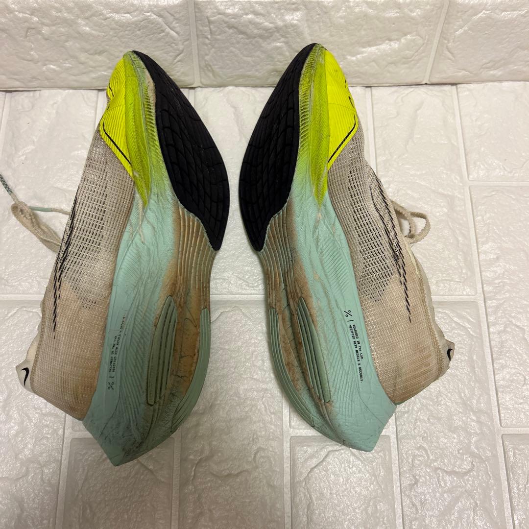 ヴェイパーフライ2 25.5cm