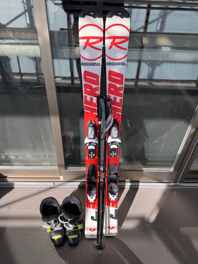 ロシニョール ヒーロー　子供スキーセット