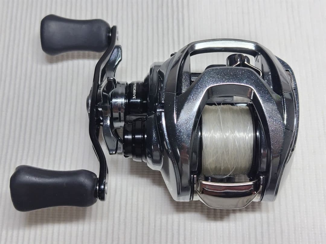 ダイワ ’21 スティーズLTD SV TW 1000L・左ハンドル　中古品