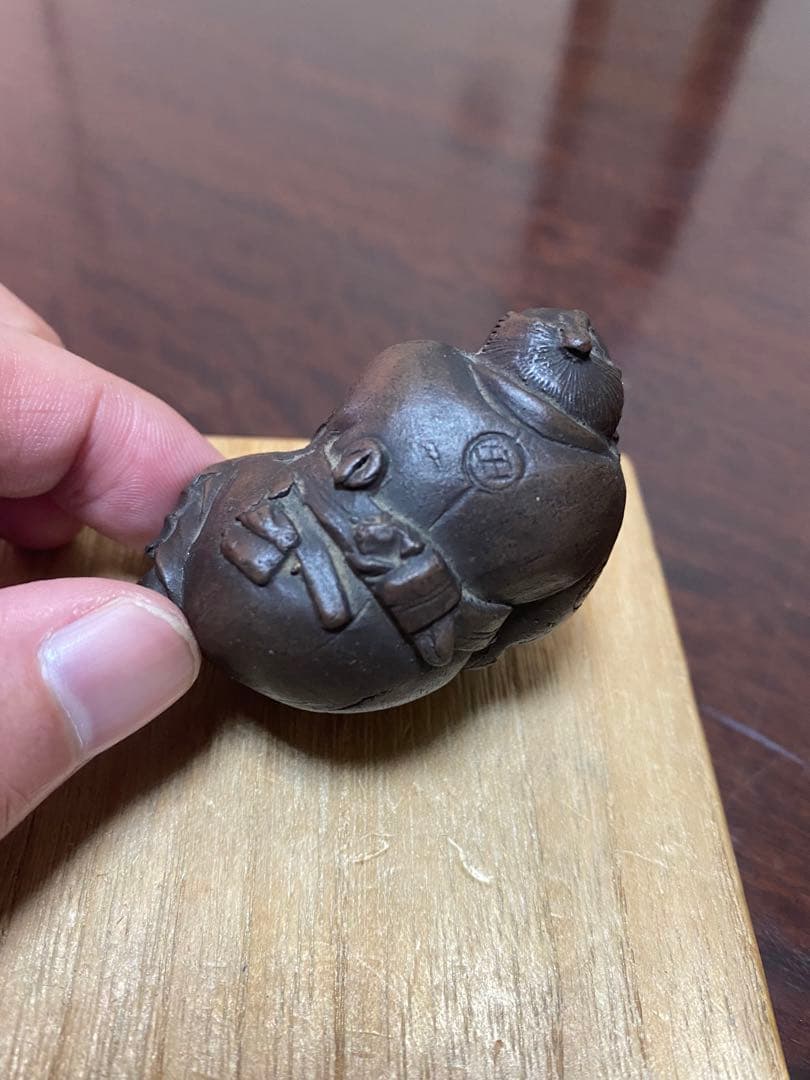 備前　置き根付　侍　焼物