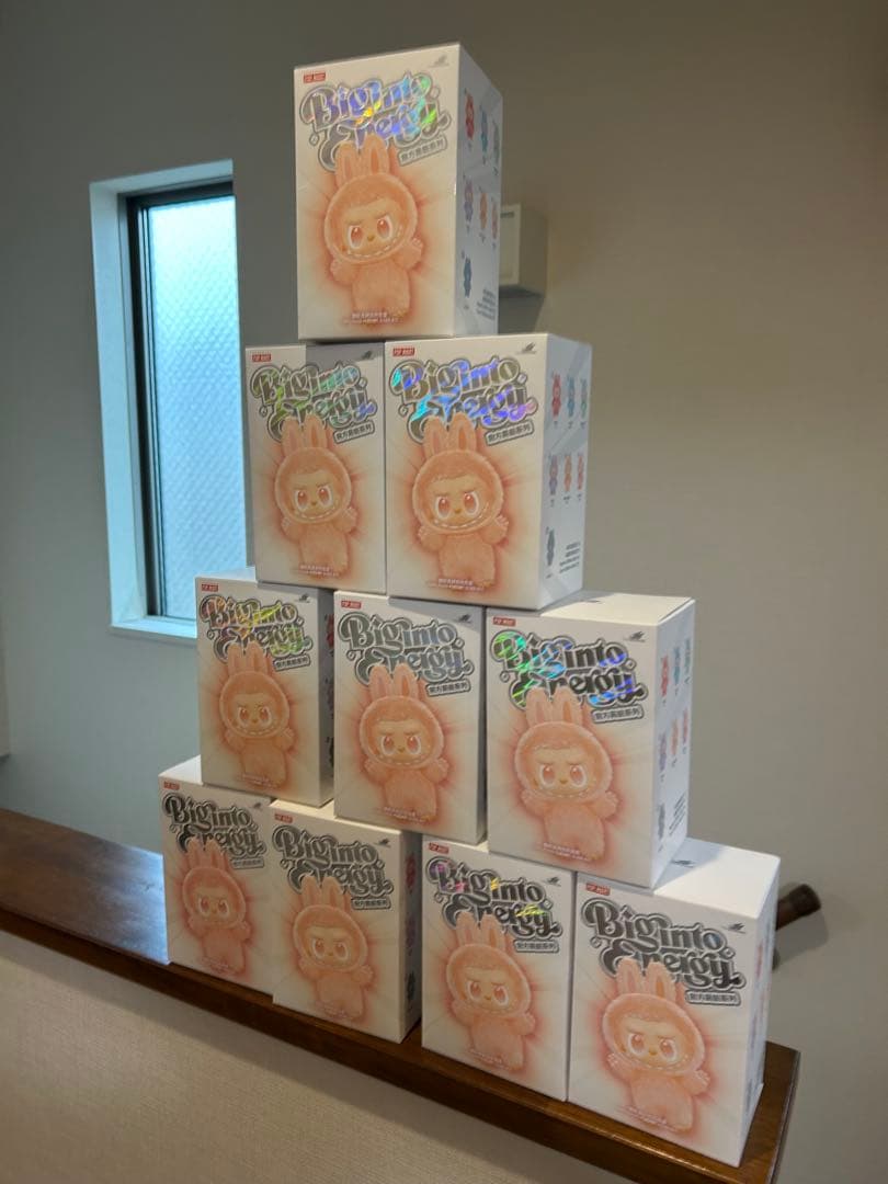 r*2様 正規品・新品Labubu Big into Energy 3箱ラブブ