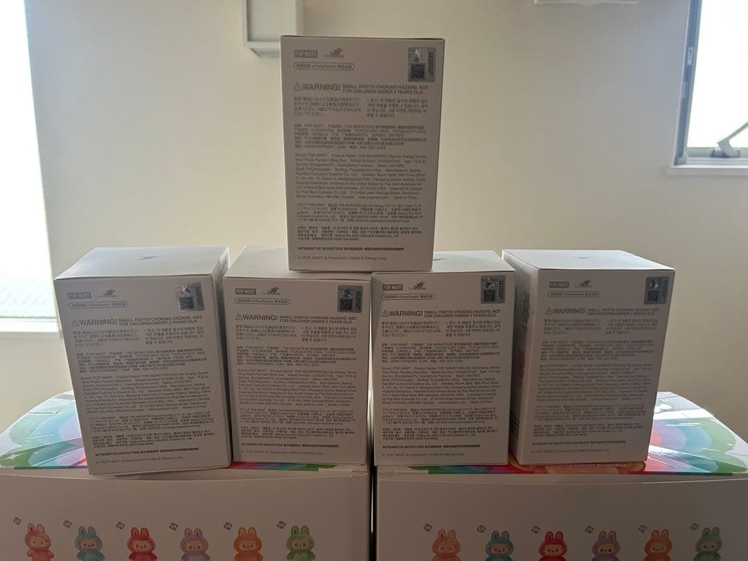 r*2様 正規品・新品Labubu Big into Energy 3箱ラブブ