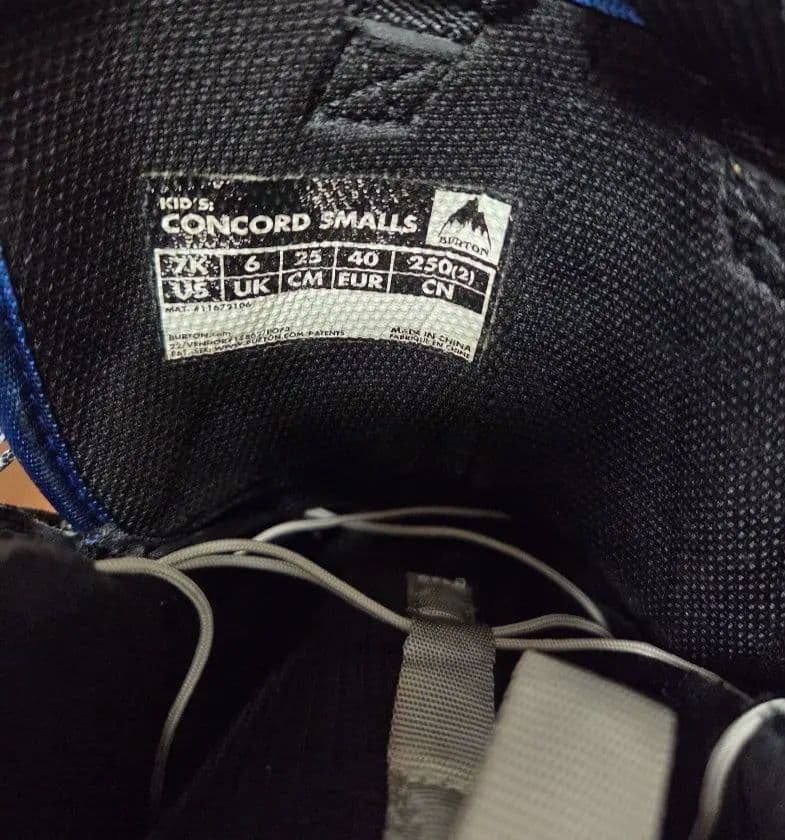burton Concord Smalls 子ども用スノーボードブーツ