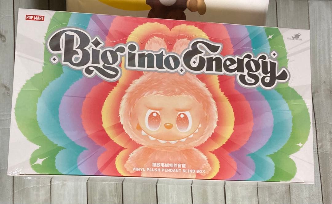 正規品 新品未開封 シュリンク付きLabubu Big into Energy