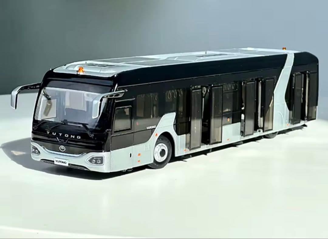 YUTONG バスモデル 1/43 スケールモデル
