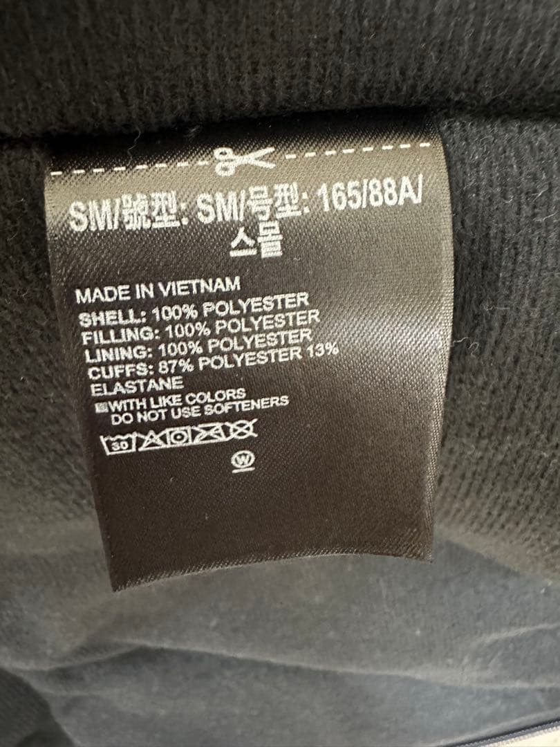 (先約あり)Under Armourフード付きジャケット SM/P