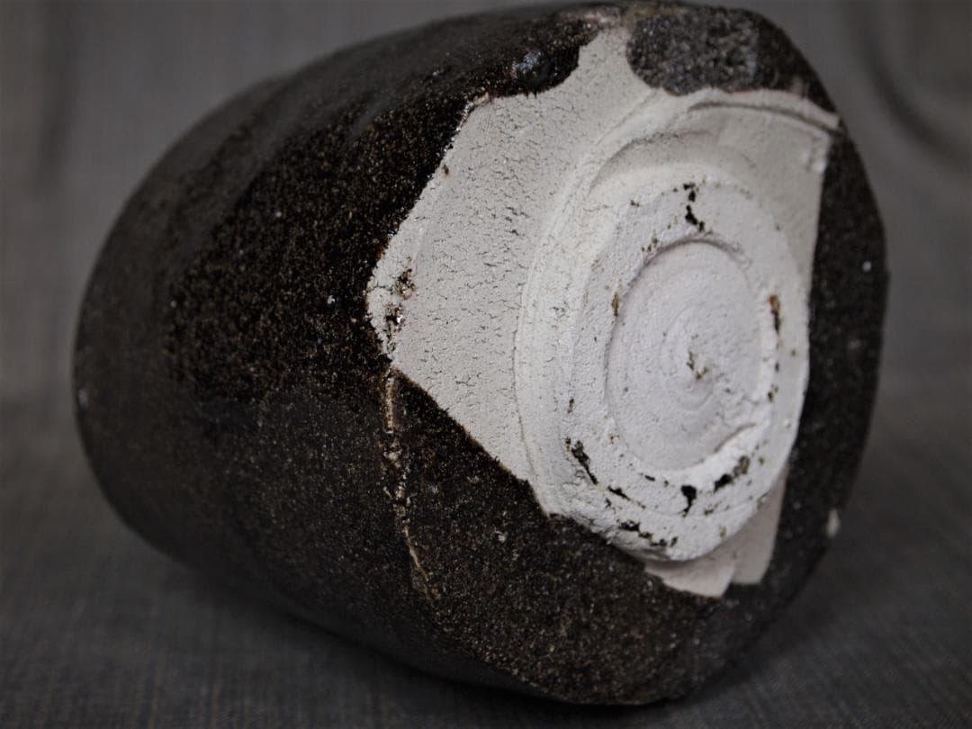 未使用★辻村塊【師＆父：辻村史朗】★引出し黒茶碗★☆共箱・共布