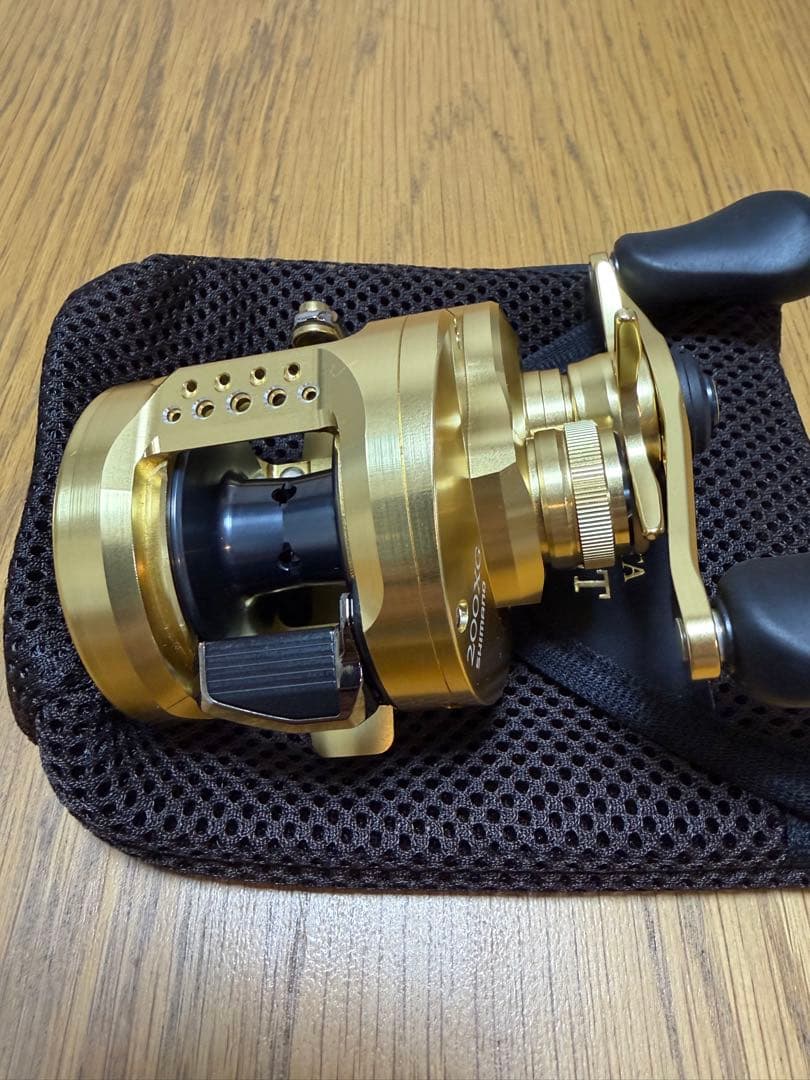 22 カルカッタコンクエスト 200XG CALCUTTA CONQUEST