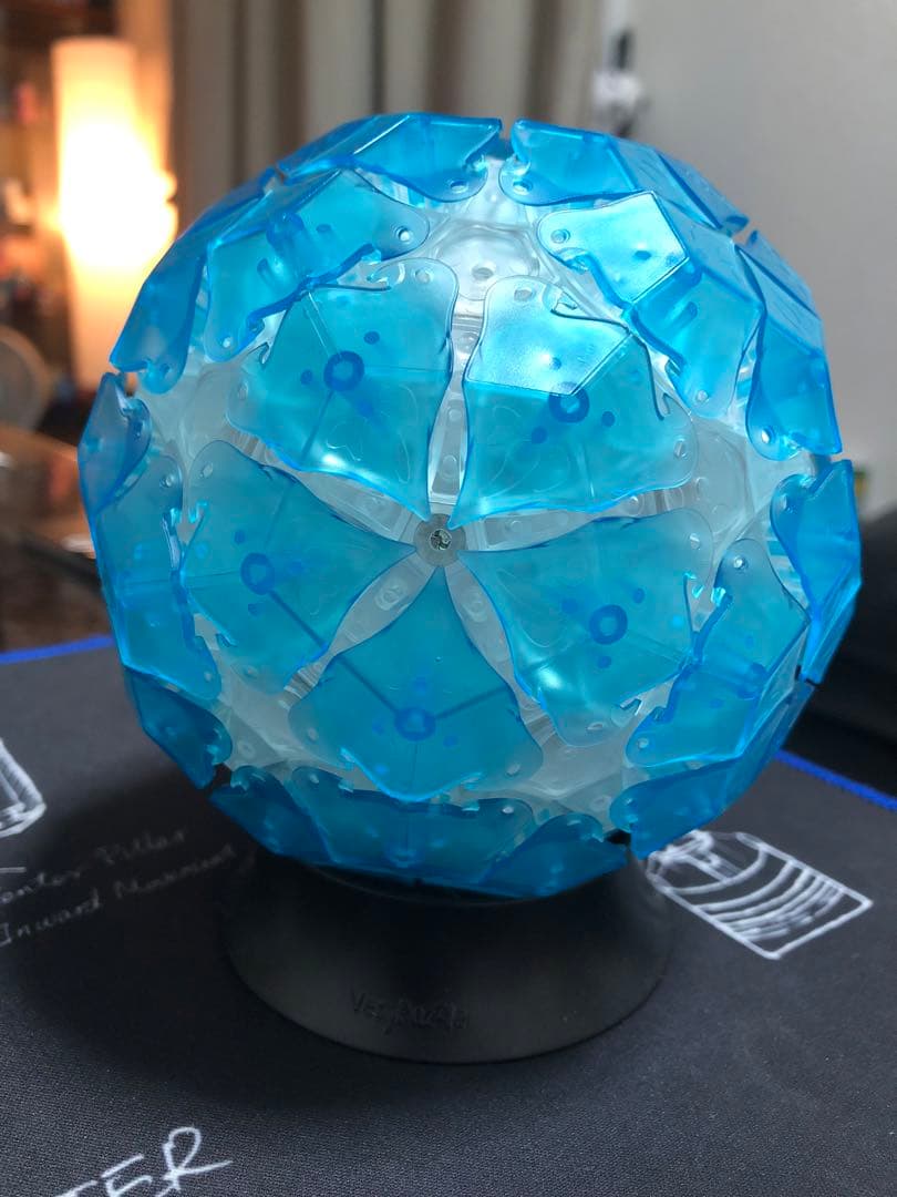 VERYPUZZLE LOVEBIRD 12COLORSルービックキューブパズル