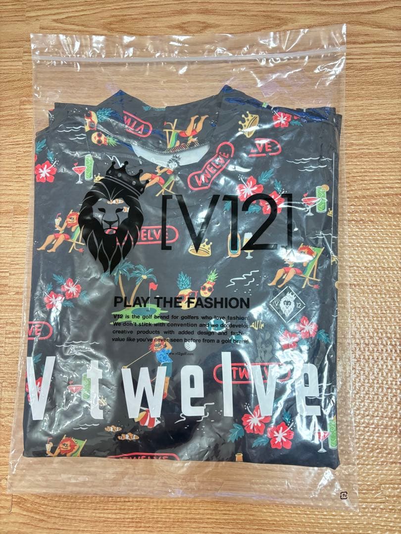 V.Twelve ブラック モックネックシャツ