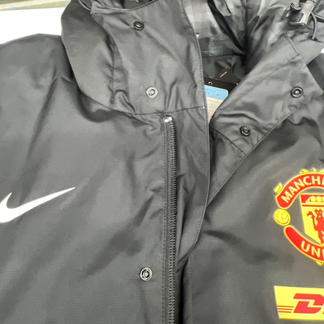 Nike マンチェスター・ユナイテッド ベンチコート 黒